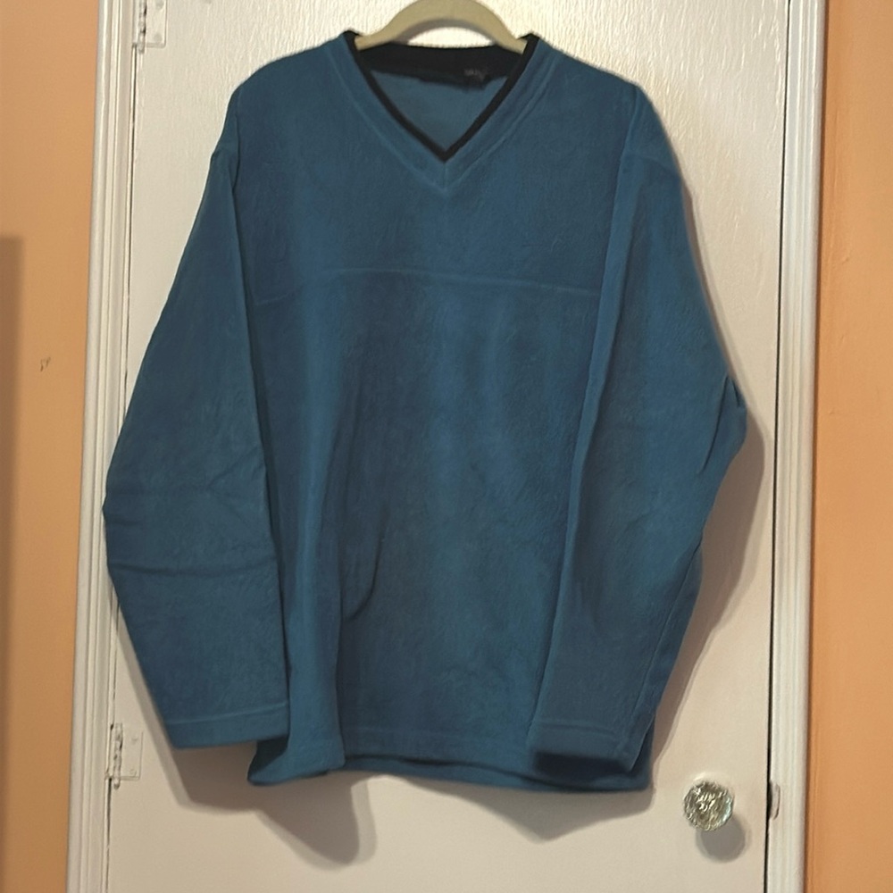 Large Trader Bay Brand Fleece Pullover